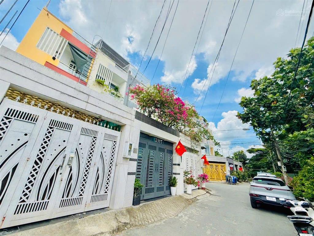 Nhà phố 4 tầng 75m2 đường xe hơi ngay tttm gigamall đường phạm văn đồng, hiệp bình chánh, thủ đức