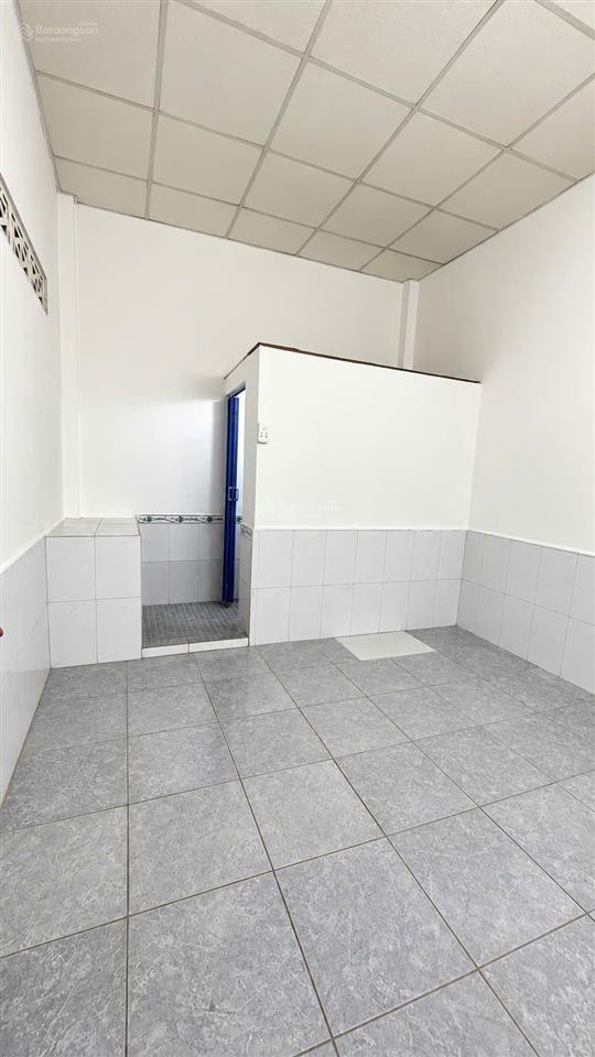Nhà trọ 90m2 đường hẻm xe hơi tỉnh lộ 43 gần chợ nông sản thủ đức, 7 triệu/tháng