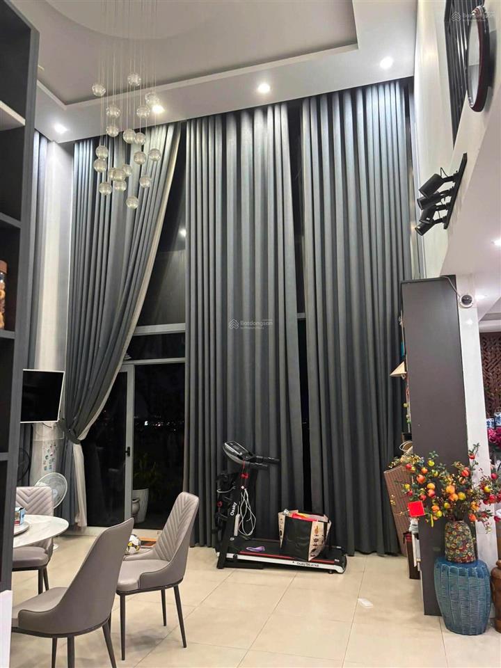 Cho thuê *penthouse opal garden* 4pn 4wc, có sân vườn riêng