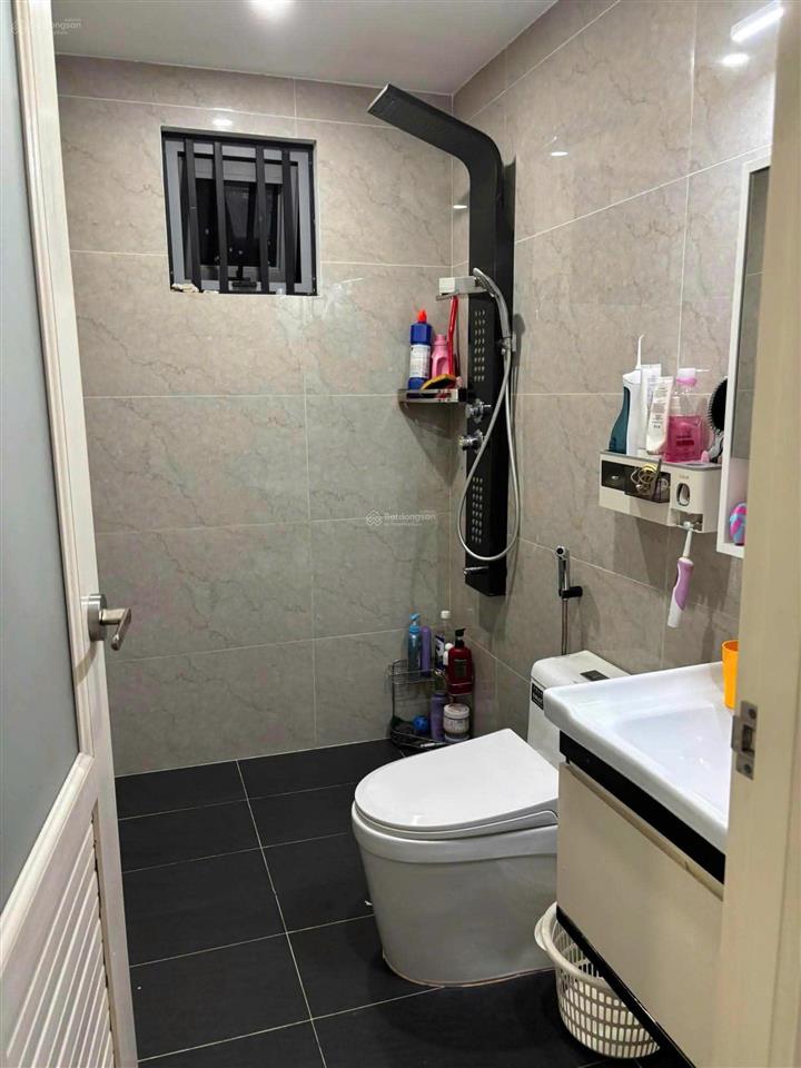 Cho thuê *penthouse opal garden* 4pn 4wc, có sân vườn riêng