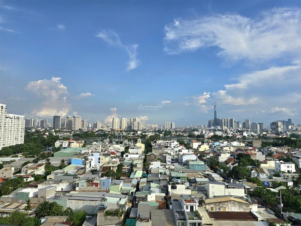 Cho thuê opal garden đủ nội thất, nhiều tủ kệ, đông nam view landmark
