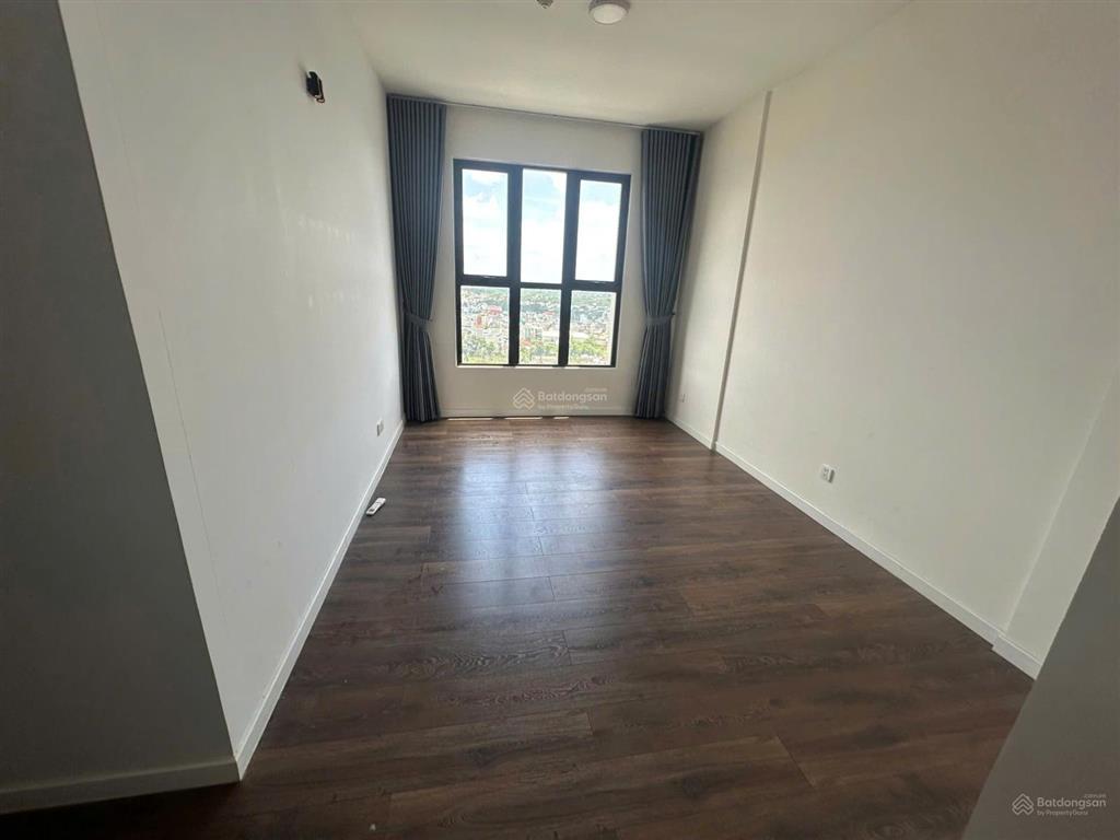 Duy nhất! căn 2pn 2wc tầng cao st moritz chỉ 4.5 tỷ nhà mới