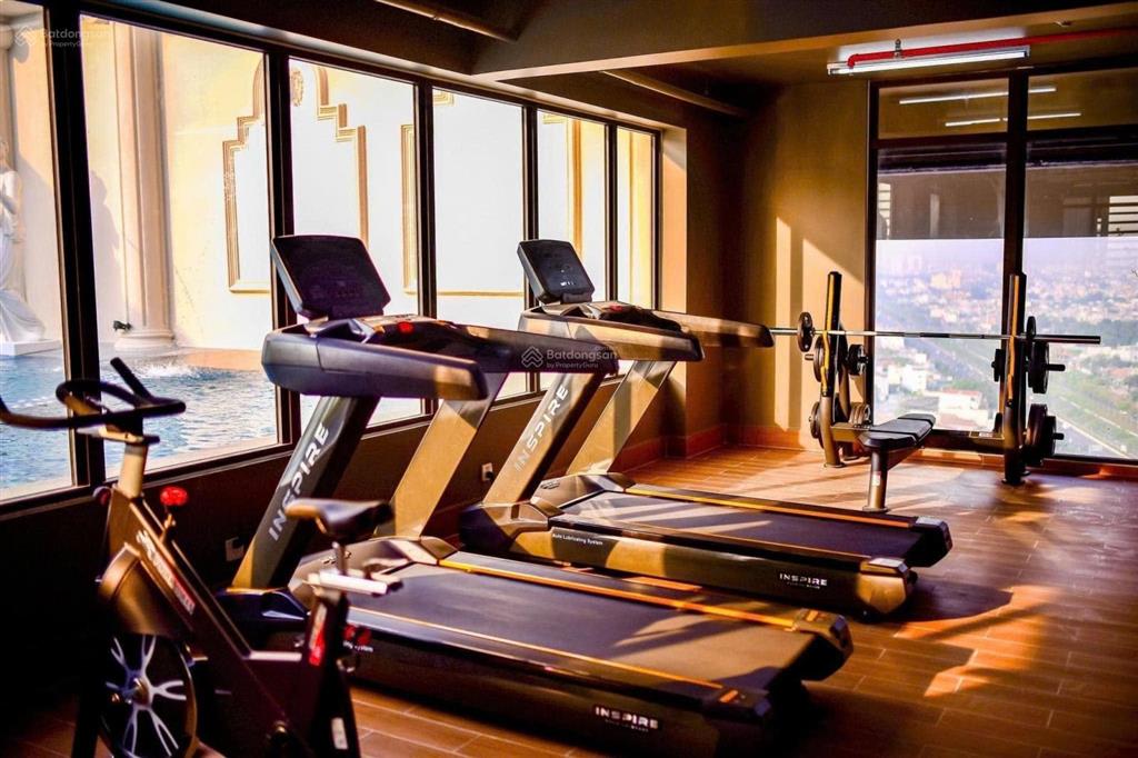 Cho thuê căn hộ trong tòa khách sạn st moritz 14tr