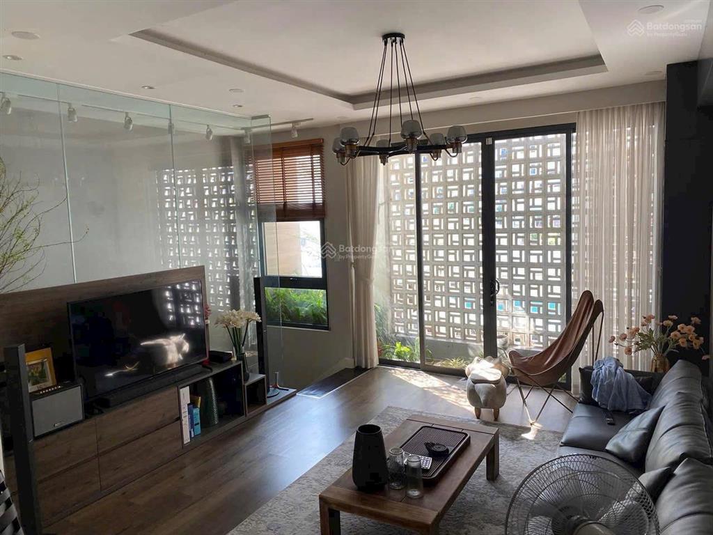 Nhà mới đẹp, gần cc 4s, linh đông, thủ đức 5x12 đúc 3 tầng kiên cố