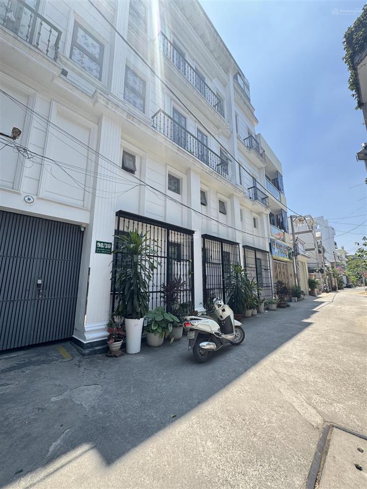 Giảm còn 13,5 tỷ chdv 20 phòng full khách dòng tiền 70tr/tháng ngay phạm văn đồng