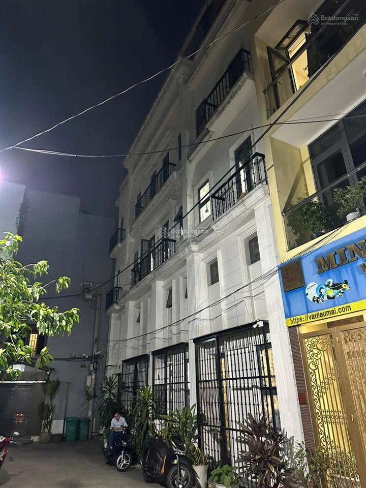 Giảm còn 13,5 tỷ chdv 20 phòng full khách dòng tiền 70tr/tháng ngay phạm văn đồng