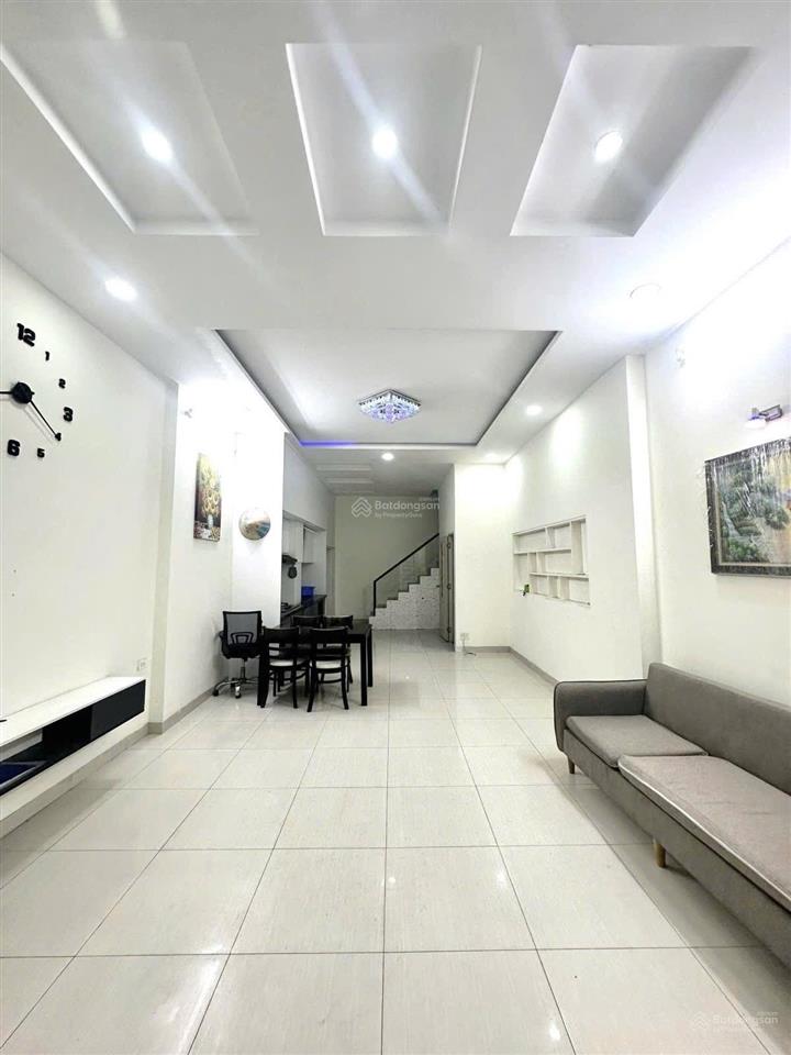 Nhà 3 tầng 54m hẻm ô tô sát khu hồng long hiệp bình phước 6,95 tỷ