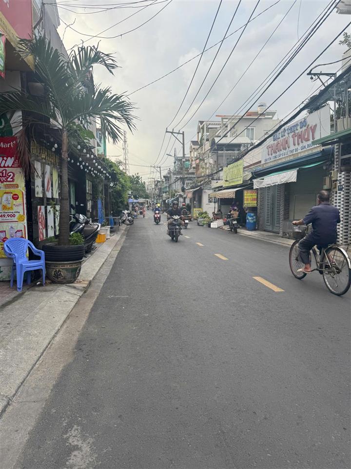 Mặt tiền kinh doanh đường 25  linh đông, ngay chợ tam hà  70.4m