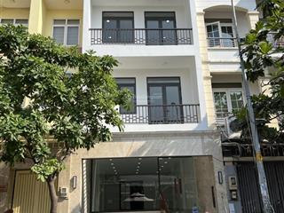 Cho thuê văn phòng đường 19, an phú, 5x20m, giá 66tr/tháng  hầm, 3 lầu, sân thượng, thang máy