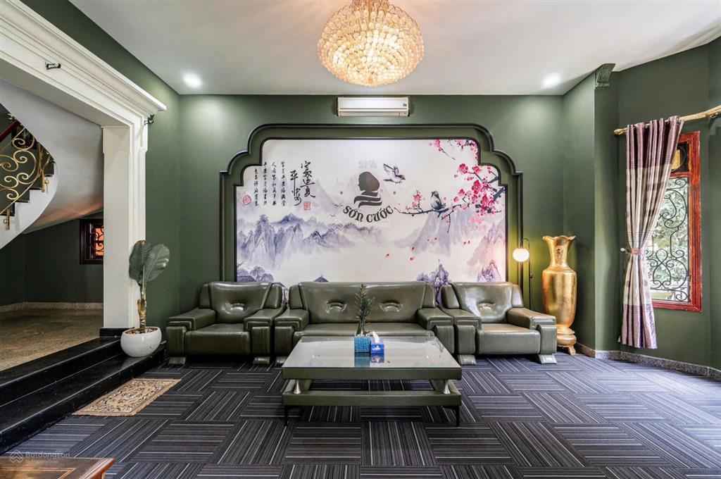 Cho thuê villa nguyễn văn hưởng, hồ bơi sân vườn, 25x25m, 130tr/thángtrệt 3 lầu, 7pn, 8wc full nt