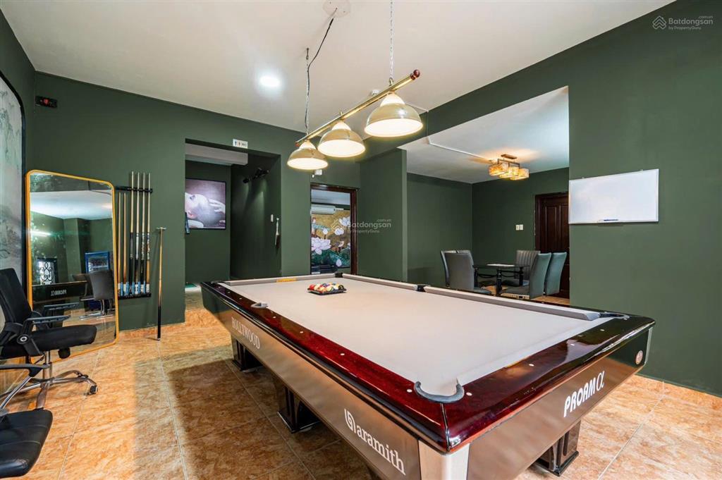 Cho thuê villa nguyễn văn hưởng, hồ bơi sân vườn, 25x25m, 130tr/thángtrệt 3 lầu, 7pn, 8wc full nt