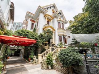 Cho thuê villa nguyễn văn hưởng, hồ bơi sân vườn, 25x25m, 130tr/thángtrệt 3 lầu, 7pn, 8wc full nt