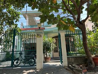 Cho thuê villa sân vườn an khánh, 10x25m, giá 50tr/tháng  trệt + 1 lầu, 4 phòng ngủ, 3wc