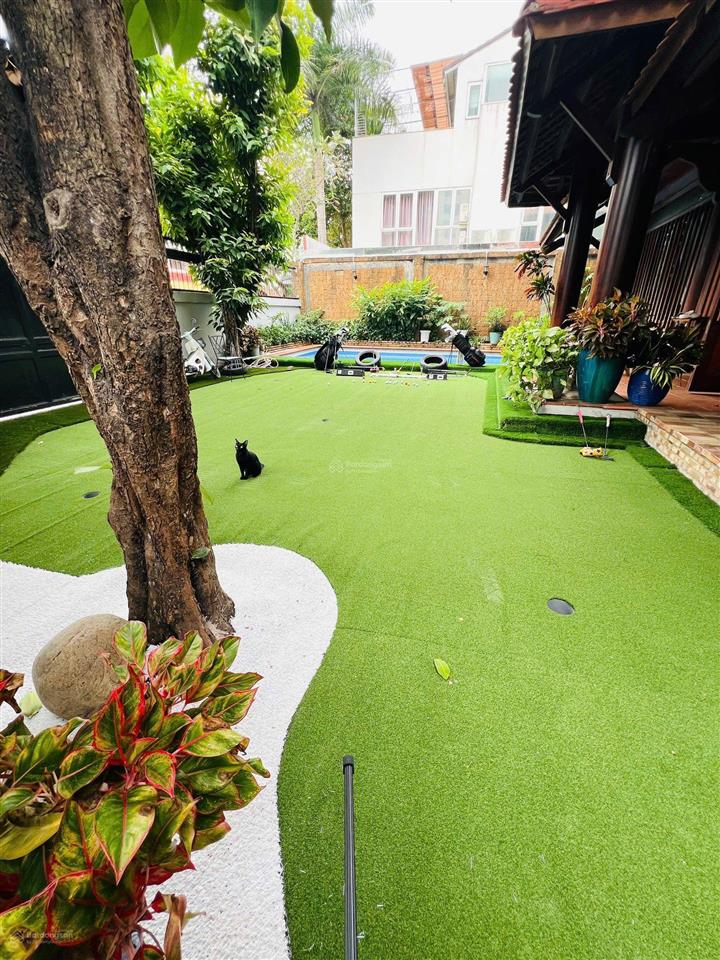 Cho thuê villa nguyễn văn hưởng, thảo điền, 20x20m, giá 3500usd  trệt + 1 lầu, pn, full nội thất