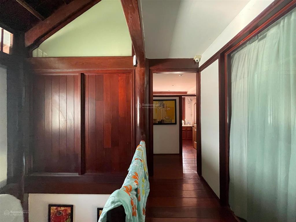 Cho thuê villa nguyễn văn hưởng, thảo điền, 20x20m, giá 3500usd  trệt + 1 lầu, pn, full nội thất