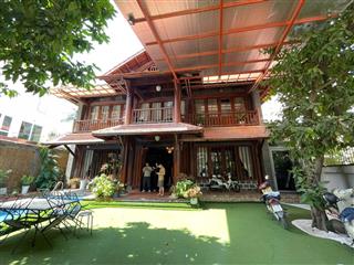 Cho thuê villa nguyễn văn hưởng, thảo điền, 20x20m, giá 3500usd  trệt + 1 lầu, pn, full nội thất