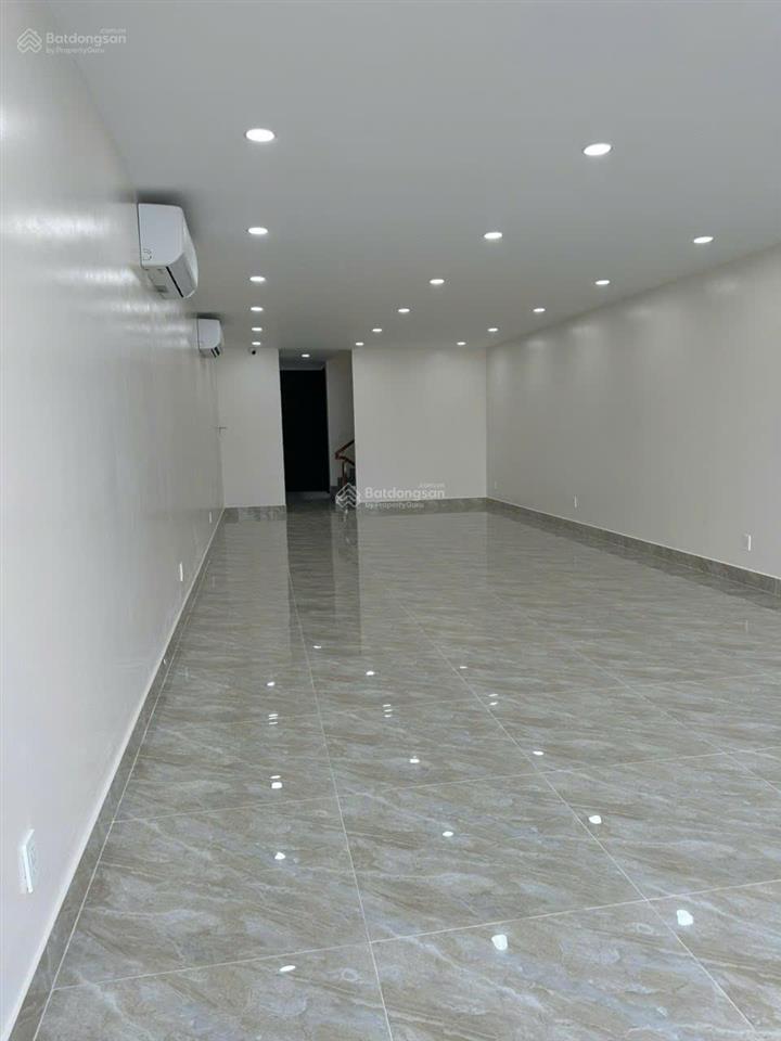 Cho thuê văn phòng vành đai tây, an khánh, 5x17,2m, giá chỉ 60tr/tháng, hầm, 4 tầng, thang máy