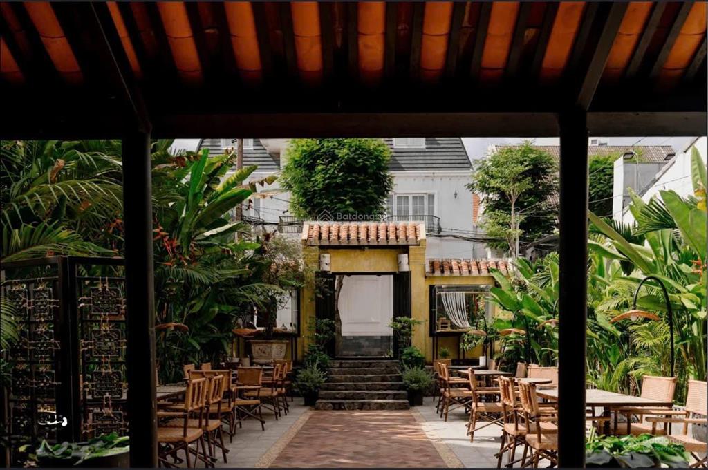 Cho thuê mặt bằng kinh doanh thảo điền, 201m2, giá 3800usd  cf sân vườn, nhà hàng, showroom,...
