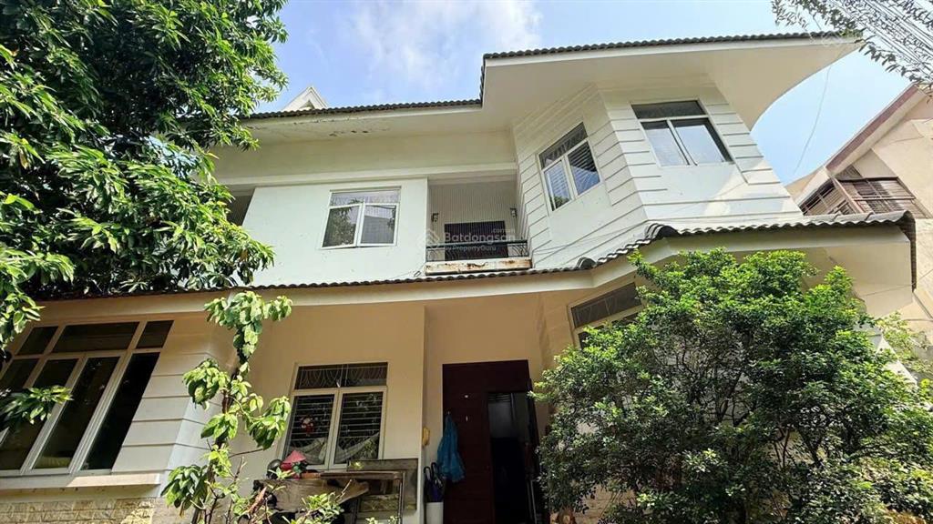 Cho thuê villa xuân thủy, thảo điền, 540m2, giá 5000usd/tháng  trệt, 2 lầu, 6 phòng ngủ