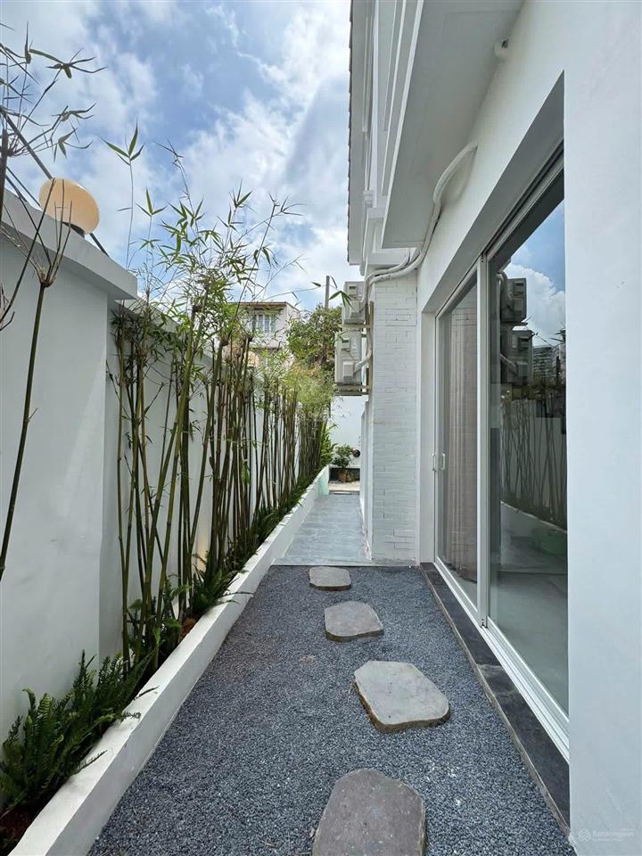 Cho thuê villa mới đẹp nguyễn văn hưởng, thảo điền
