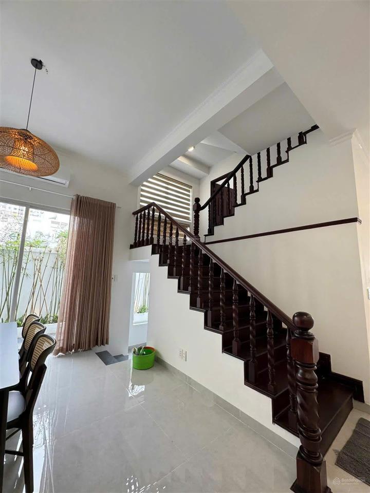 Cho thuê villa mới đẹp nguyễn văn hưởng, thảo điền