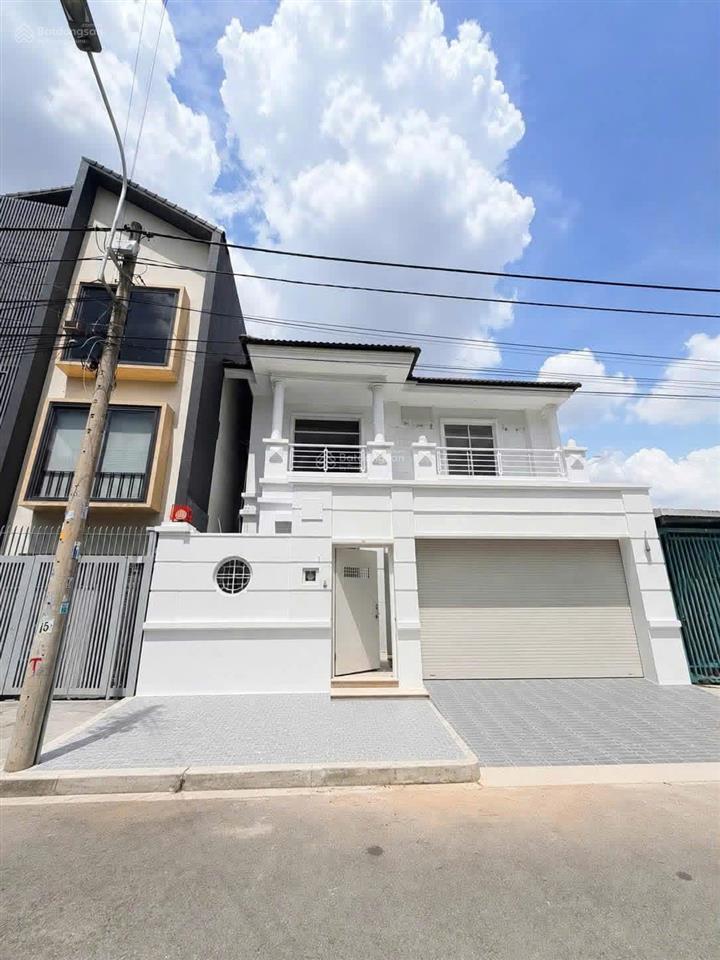 Cho thuê villa mới đẹp nguyễn văn hưởng, thảo điền