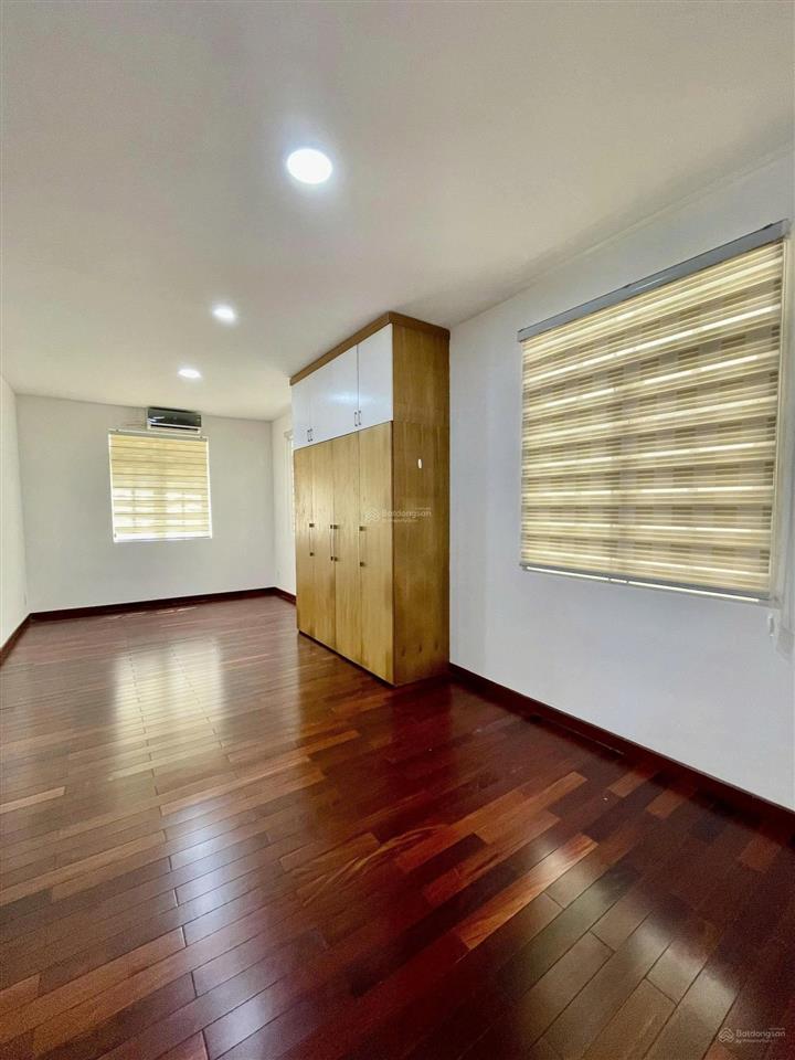 Cho thuê nhà sân vườn nguyễn văn hưởng, thảo điền
