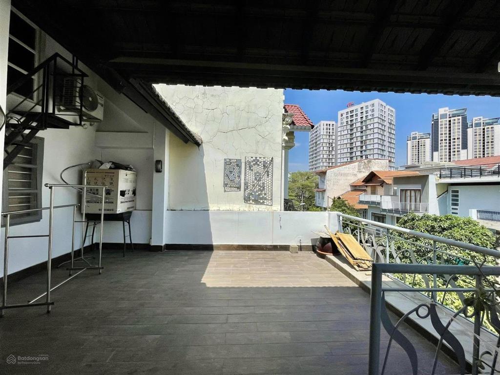 Cho thuê nhà sân vườn nguyễn văn hưởng, thảo điền