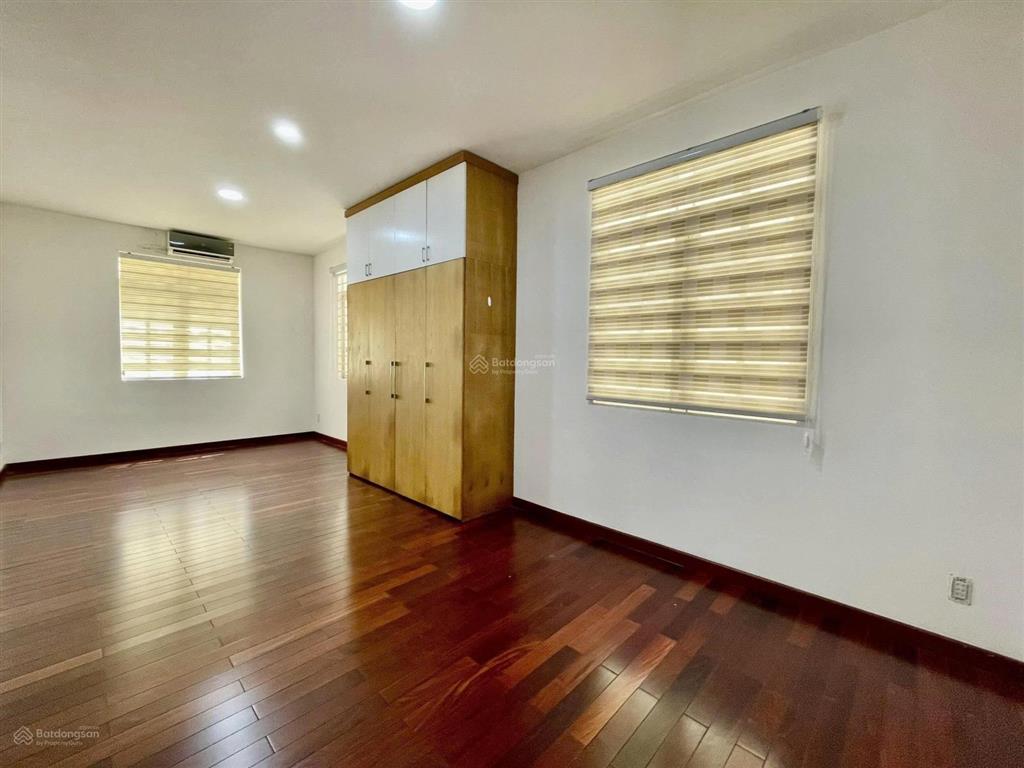 Cho thuê nhà sân vườn nguyễn văn hưởng, thảo điền