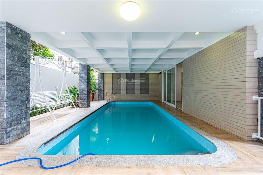 Cho thuê villa góc 2 mặt tiền thảo điền hồ bơi, hầm xe