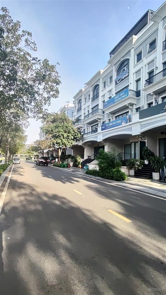Giảm sâu cuối năm từ 33 tỷ còn 27,9 tỷ. view triệu usd công viên nhạc nước ở vạn phúc city