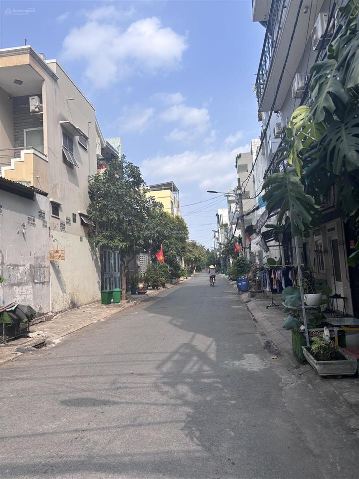 Cần bán nhà đường 37 phường hiệp bình chánh khu dân cư an ninh sạch sẽ. giá tốt.