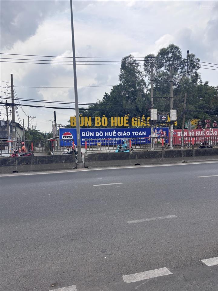 Bán nhà ngay sát ql1k linh xuân. vị trí đẹp. giá tốt.