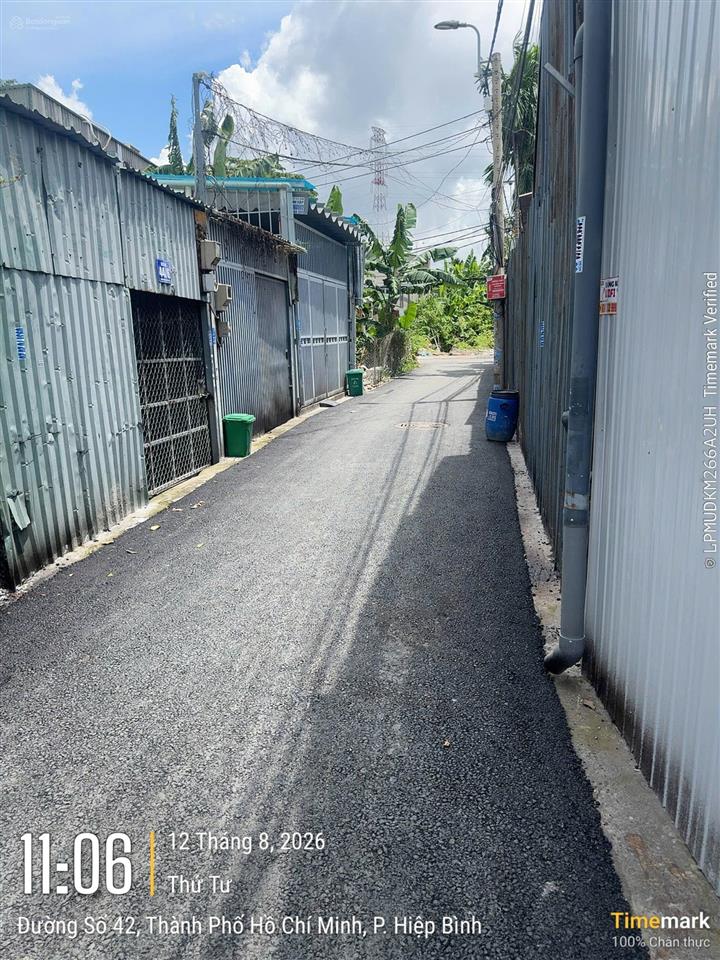 Hàng hiếm  ngay chợ hiệp bình. đường trước đất đã thảm nhựa đẹp! giá cực tốt. 4,4 tỷ/ 75m2