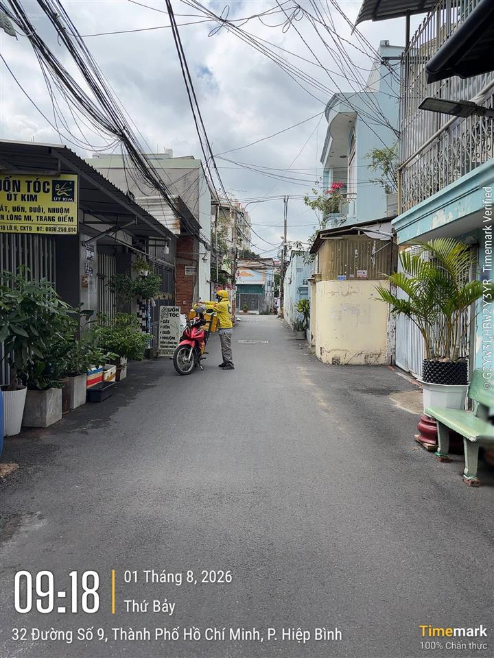 Cần bán nhà ngay sát vạn phúc, sát trục ql13 đang mở rộng. giá tốt