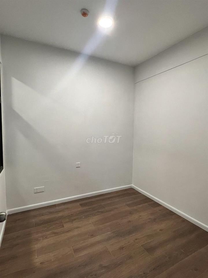 Bán lỗ căn 2PN có ban công - Opal Skyline