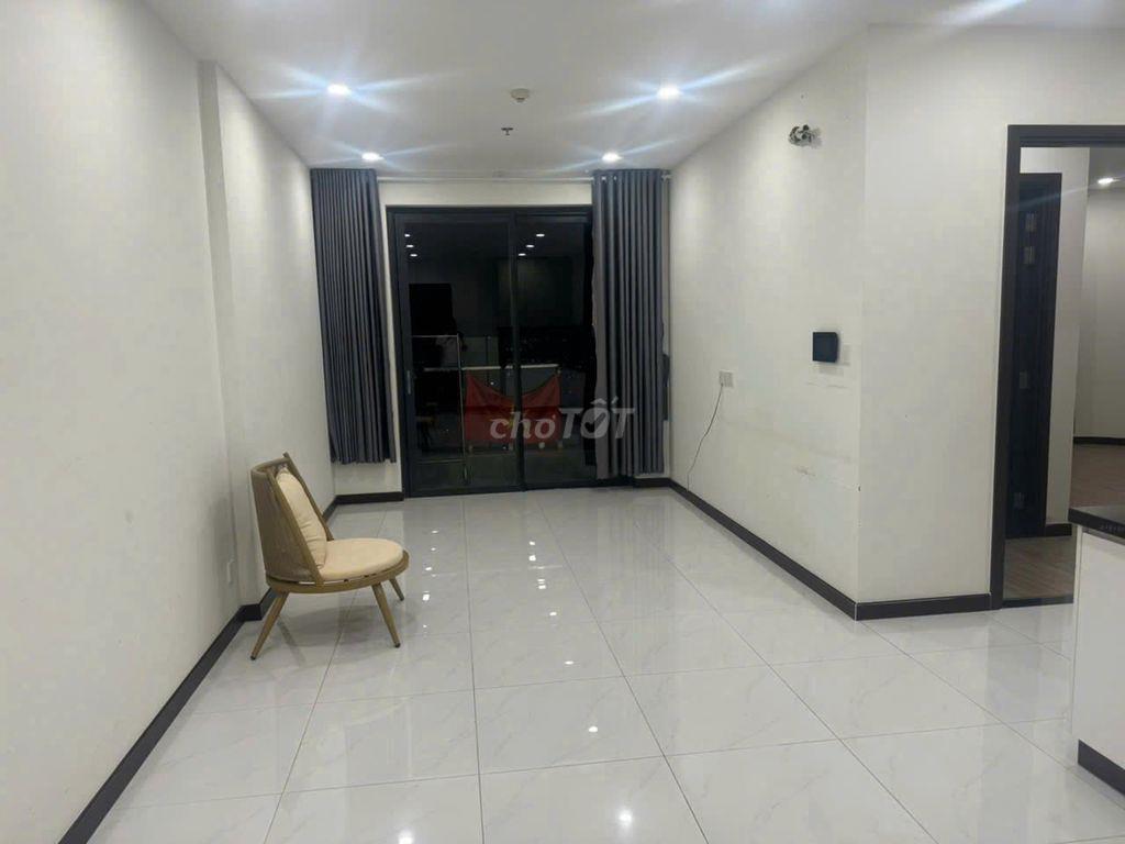 HÀNG NGỘP - C-Sky view 80m2 2PN giá chỉ 2ty215