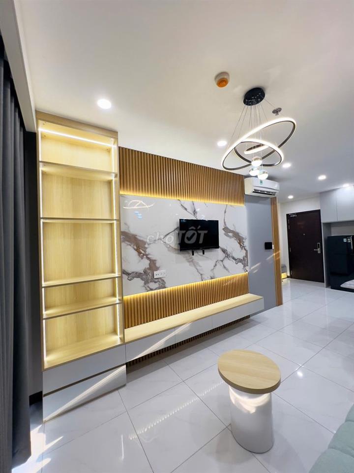 Bán lỗ 2PN Sky View 80m2, Giá 2ty350