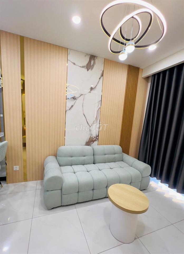 Bán lỗ 2PN Sky View 80m2, Giá 2ty350