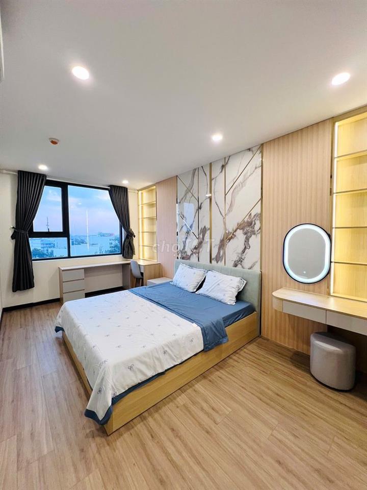 Bán lỗ 2PN Sky View 80m2, Giá 2ty350