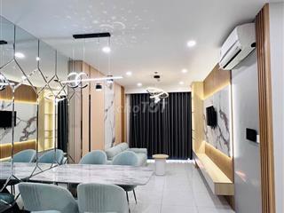 Bán lỗ 2PN Sky View 80m2, Giá 2ty350