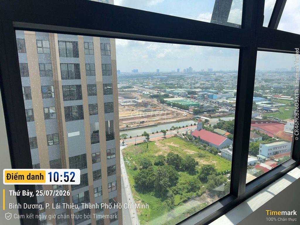 1 căn *** 2PN, giá thuê 5,5tr, bao phí quản lý tháng 8,9