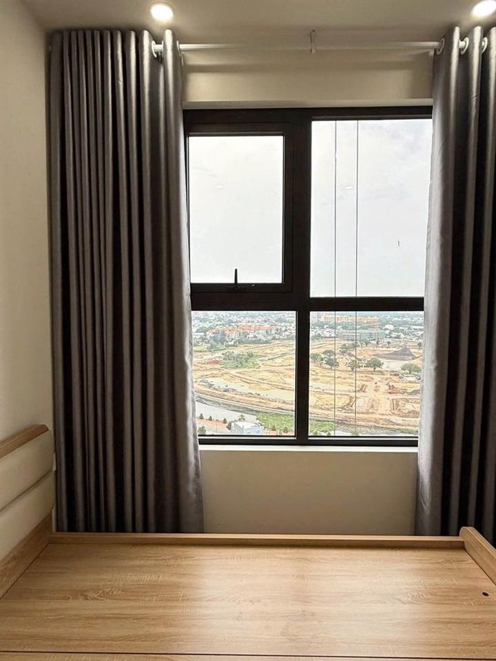 Thuê 1 PN A&T có: rèm, giàn phơi, giường, tủ, máy lạnh, sofa, bếp