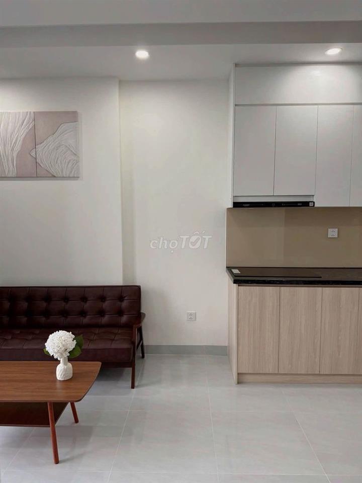 Thuê 1 PN A&T có: rèm, giàn phơi, giường, tủ, máy lạnh, sofa, bếp