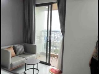 Thuê Studio tách phòng, có máy lạnh, sofa, giường, tủ, bếp, bàn ăn