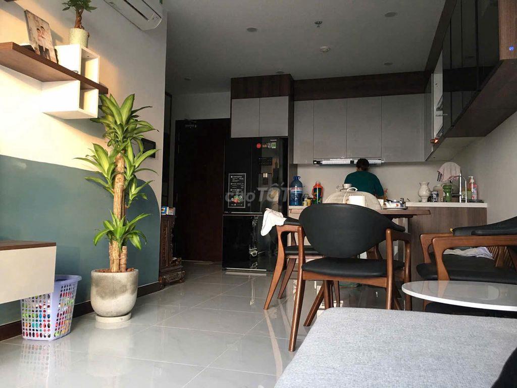 Bán 2PN, Sky View - 2ty3, 80m2, sổ sẵn, tầng cao, view mát