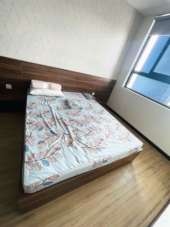 Chỉ 10triệu , thuê 2PN Sky View , tầng 6, nội thất quá đẹp 