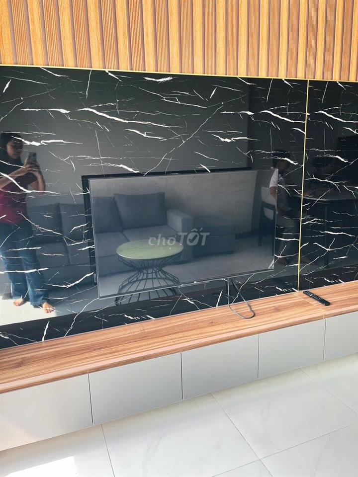 Chỉ 10triệu , thuê 2PN Sky View , tầng 6, nội thất quá đẹp 