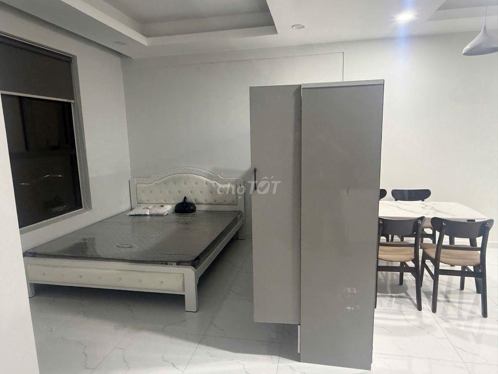 Studio Full nội thất , Opal Skyline, giá thuê chỉ 5tr5, ở liền