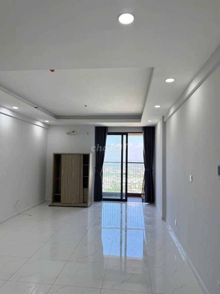Bán căn Studio nhà trống có rèm, 40m2, giá siêu rẻ 1ty350